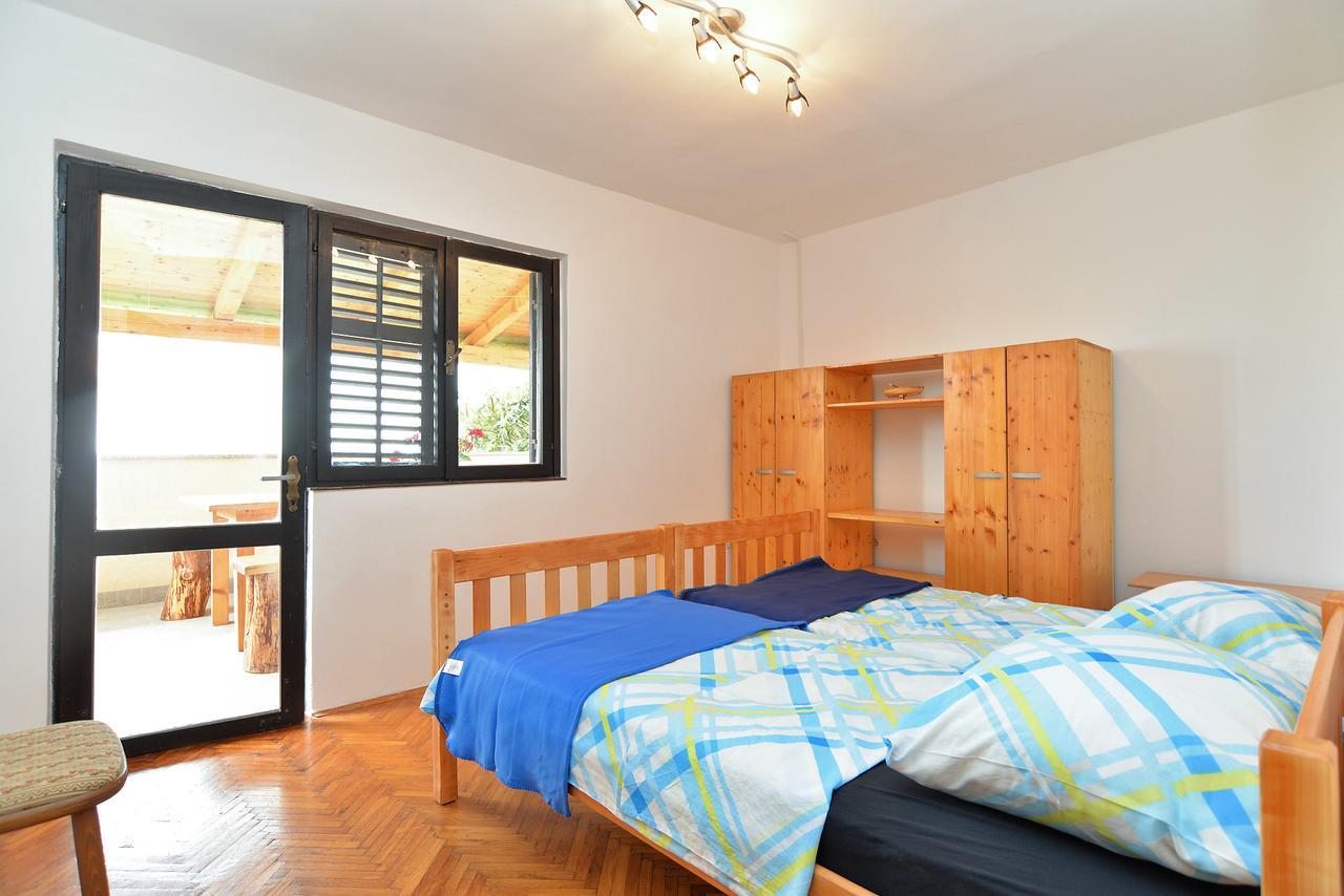 Apartments Dino 1700 Fazana Luaran gambar