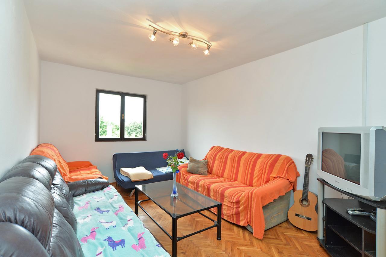 Apartments Dino 1700 Fazana Luaran gambar